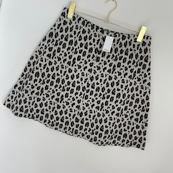 LOFT Cheetah Print A-Line Skirt Size Medium NWT - Picture 3 of 5